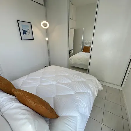 Appartement Frontiere Monaco, 2 Pieces, Centre
